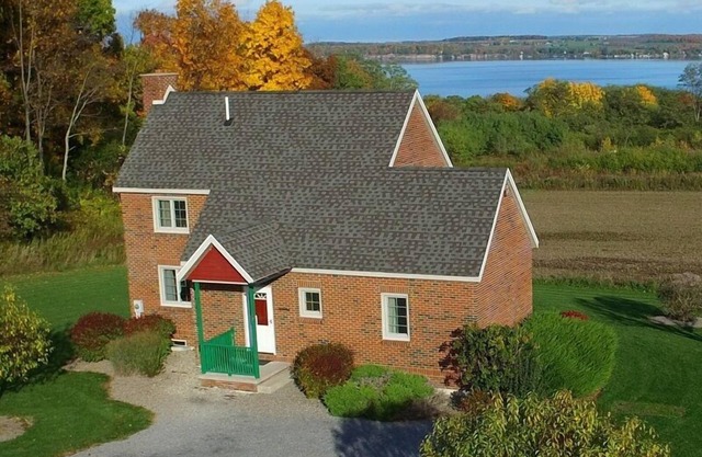 Seneca Cottage [Bella Vista Cottages] , Bella Vista Cottages