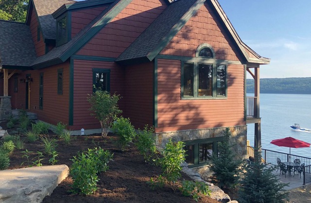 Seneca Lake Estate In The Heart Of The Finger Lakes 4 Miles To Watkins Glen