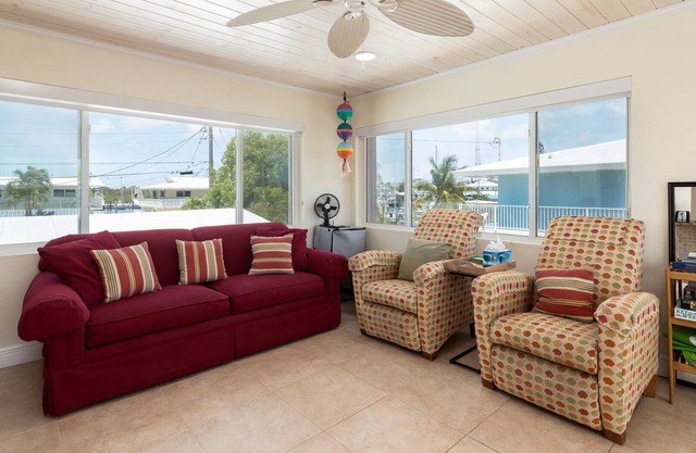 Sep 1-Dec 15 Open, Largo Lookout, Lovely Waterview Unit, MM 99.5, Pets Welcome, 28 Nt Min