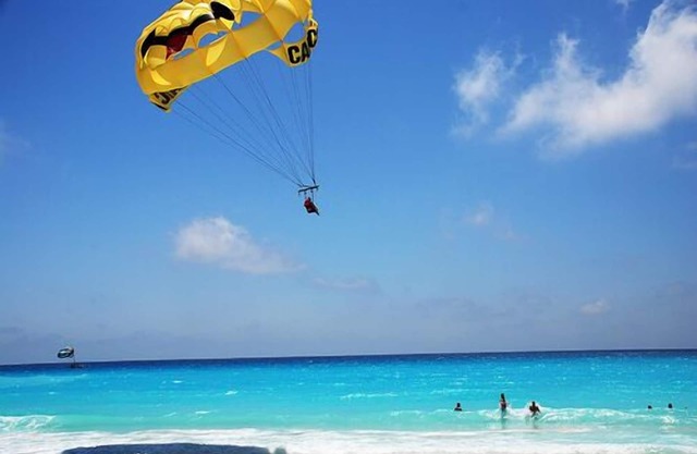 SEPT OCT SALE Amazing Beach Front Apartment-3 BDRMS, 3 Baths, sleeps 8
