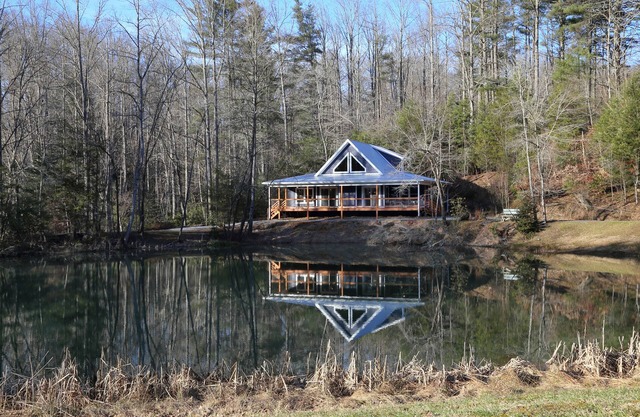 Serenade Shores: Now Listed Through Carolina Mornings! See VRBO 4455449