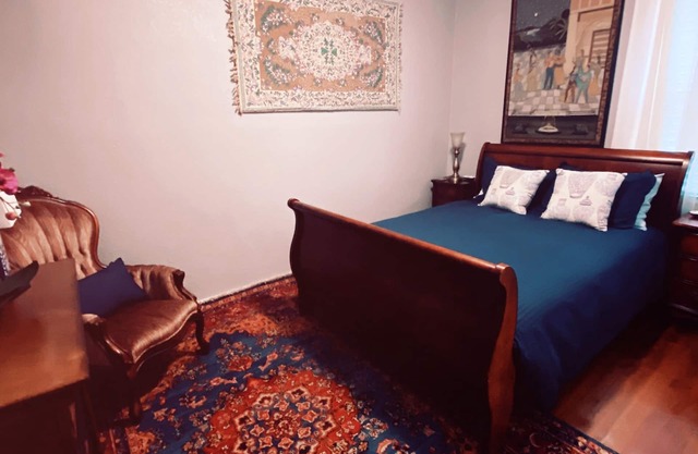Serene & Charming Private Suite Patio ~ Upscale Berkeley