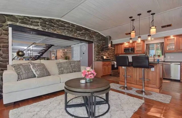 Serene Rustic Hideaway w/Pool in Granby!