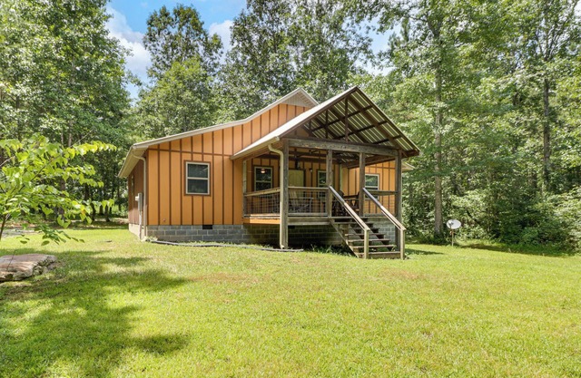 Serene & Secluded Alabama Cabin w/Covered Deck!