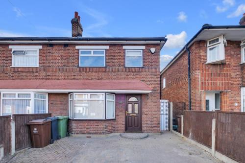 Serenity Retreat in Dagenham