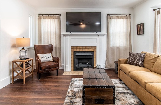 Serenity Suite- Unit A- Ocean Dr