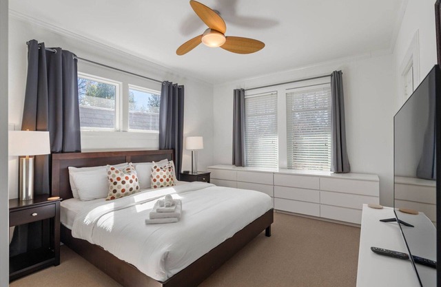 (SH) Rare Serviced 3-BR in Secluded and Peaceful Neighborhood