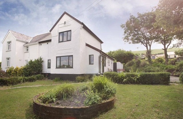 Shambles - Two Bedroom House, Sleeps 3