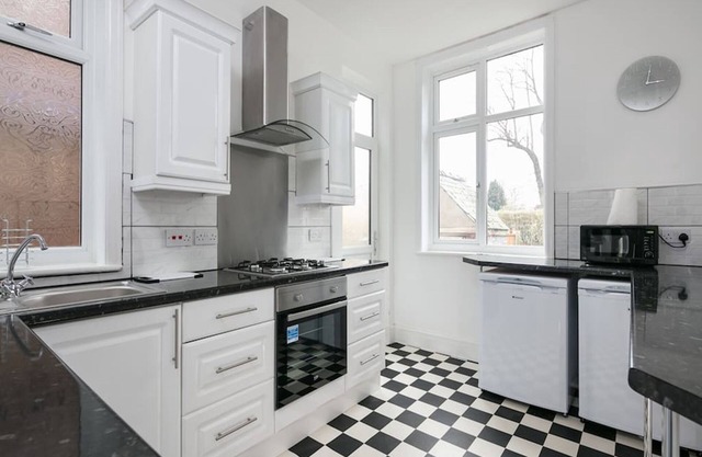 Shared Short Term Let South Manchester