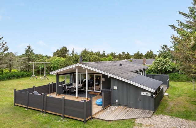 "Sheemen" - 700m to the fjord by Interhome