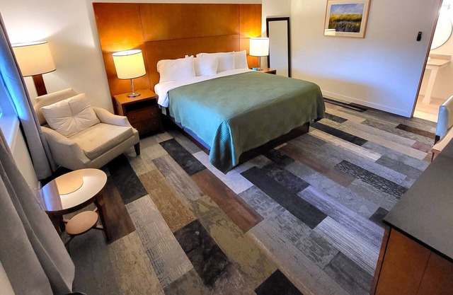 Shelton Inn