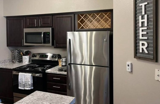 Shin Oak 6225 · GATED: 2 Bedroom apartment home