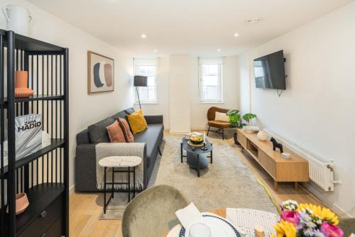 Shoreditch Apartments by Sleepy