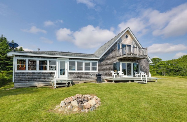 Shorefront House w/Views, 14 Mi to Acadia NP