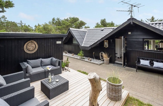 "Sidse" - 400m from the sea by Interhome