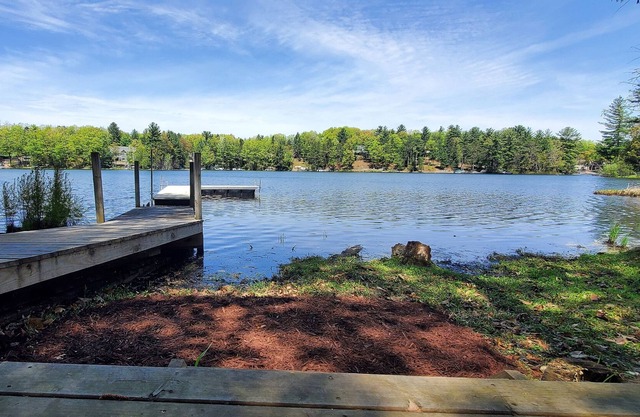 Silver Dollar Cozy Cottage on Spider Lake