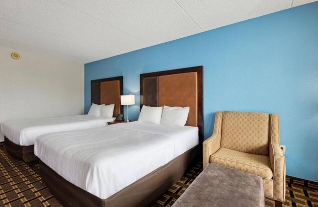 Simple Stay Near Greeneville Attractions With Free Parking