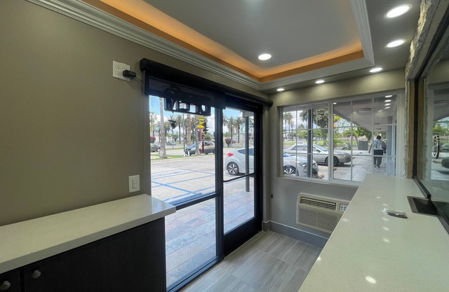 SimpleStay Suites - San Bernardino