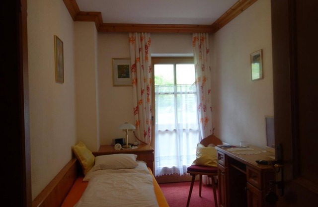 Single room, shower, WC, north - Haus Postfeld 606