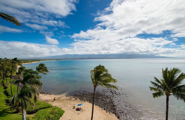 Sip, relax and soak in the view in your 2bd escape