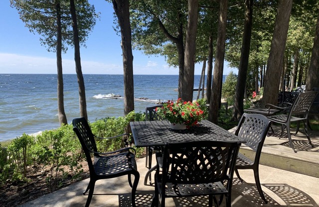 Sister Bay Lake Front Dog Friendly Bikes Grill Fire Pit New Piers & Boat Slips
