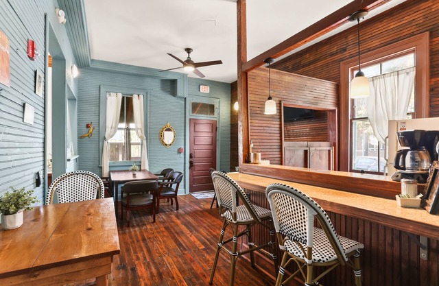 Site 61 Guesthouse