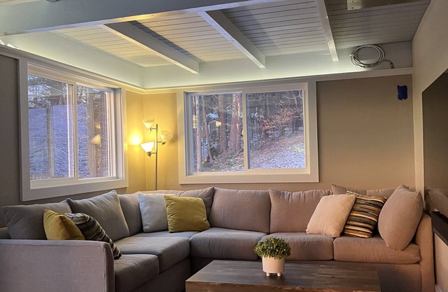 Ski/Lake Chalet in Gilford, NH