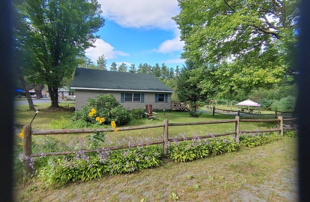 SKIERS HEAVEN CLOSE TO GORE,WHITEFACE AND VERMONT SKI RESORTS