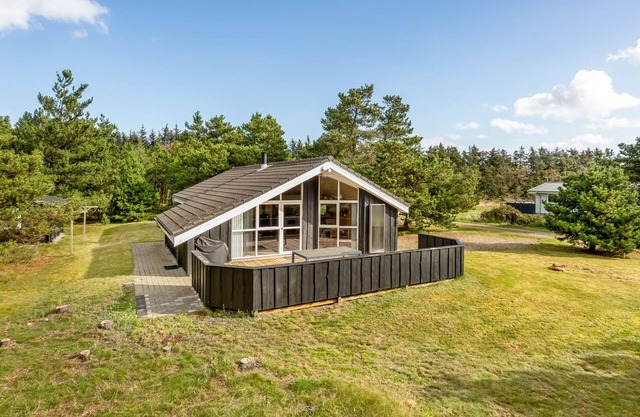 "Skrollan" - 200m to the fjord by Interhome