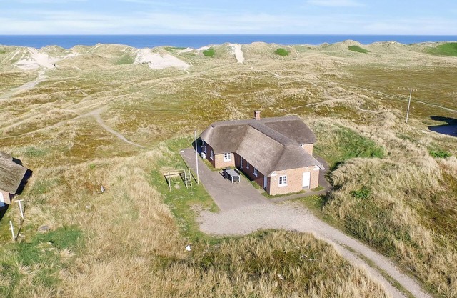 "Skuli" - 200m from the sea by Interhome