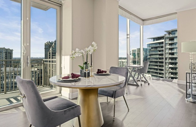 Skyline Executive Suite