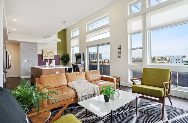 Skyline Penthouse | Espadin LoHi