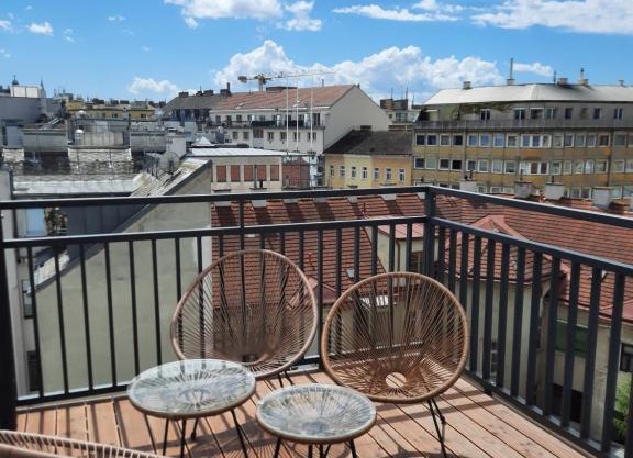 SkySuite Holiday Home