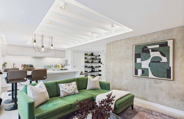 Sleek and Modern Penthouse beside Borough Market