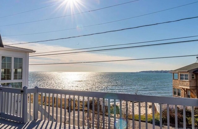 Sleep to the sound of the waves. Watch the sun set from the deck! Secluded beach