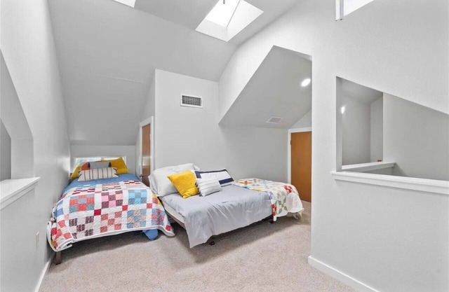 Sleeps 10 on deep water at Hubbard Creek Lake with 2 story dock & MIL quarters