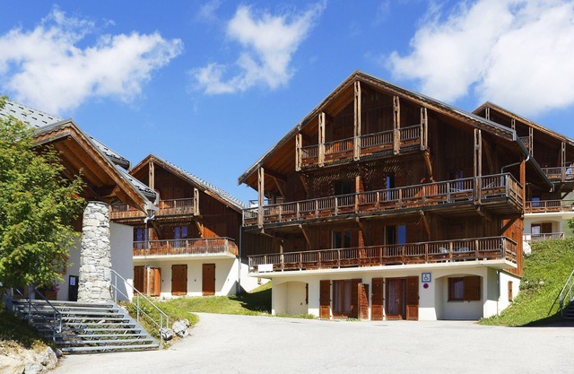 Sleeps 3! Mountain Adventure + FREE Shuttles