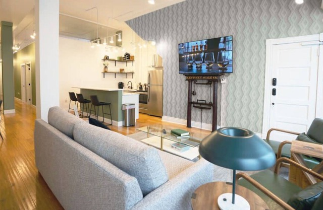 Sleeps18 9Beds 7BR 4BA Swepson Estate