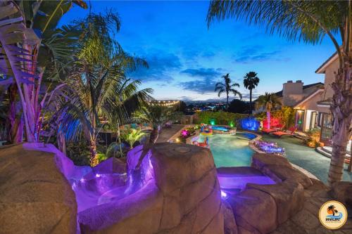Slide into Paradise, Pool, Spa & Stunning Views