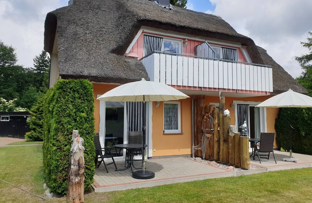 Small cozy vacation apartment with well-kept green property - Buhne I (ground floor)