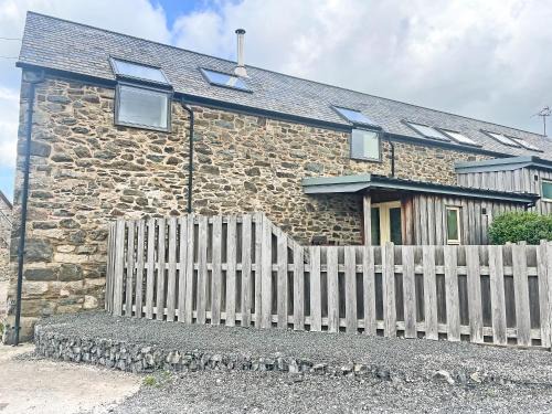 Smithy Barn - Hw7592