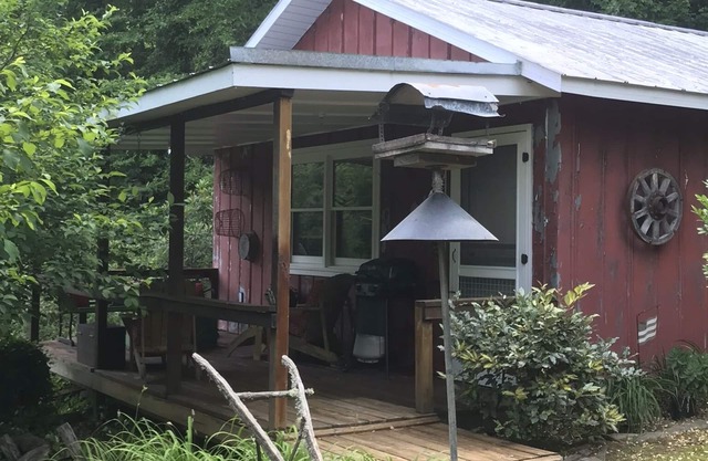 Smoky Mountain Holmestead, cabin near Bryson City