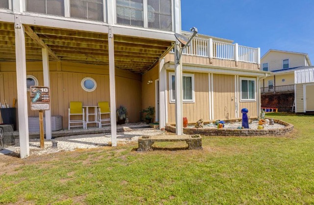 Sneads Ferry Vacation Rental Studio with Water Views