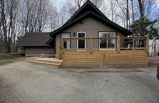 Snow & Sun Chalet w/transferable club membership