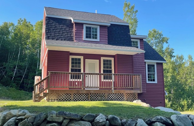 Snowmobile Ski Trails Nearby Family Friendly Rustic Cottage Dogs Welcome