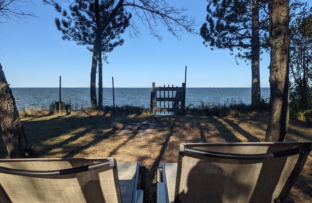 Snug Harbor Inn - Sunset Cottage