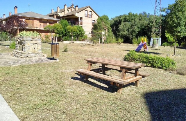 SOBRARBE, AINSA, BIELSA, GUARA, ORDESA, MONTE PERDIDO, PINETA, AÑISCLO, PIAU ENGALY