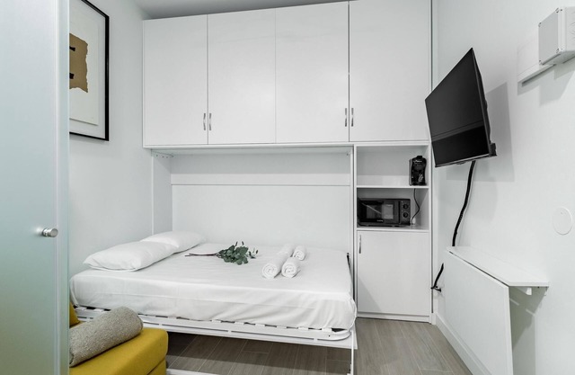 Sol Apartment III - In the center of Madrid