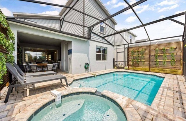 Solara Resort - Eight Bedroom Villa, Sleeps 22