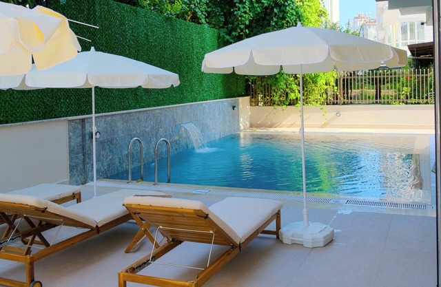Solmare Suites